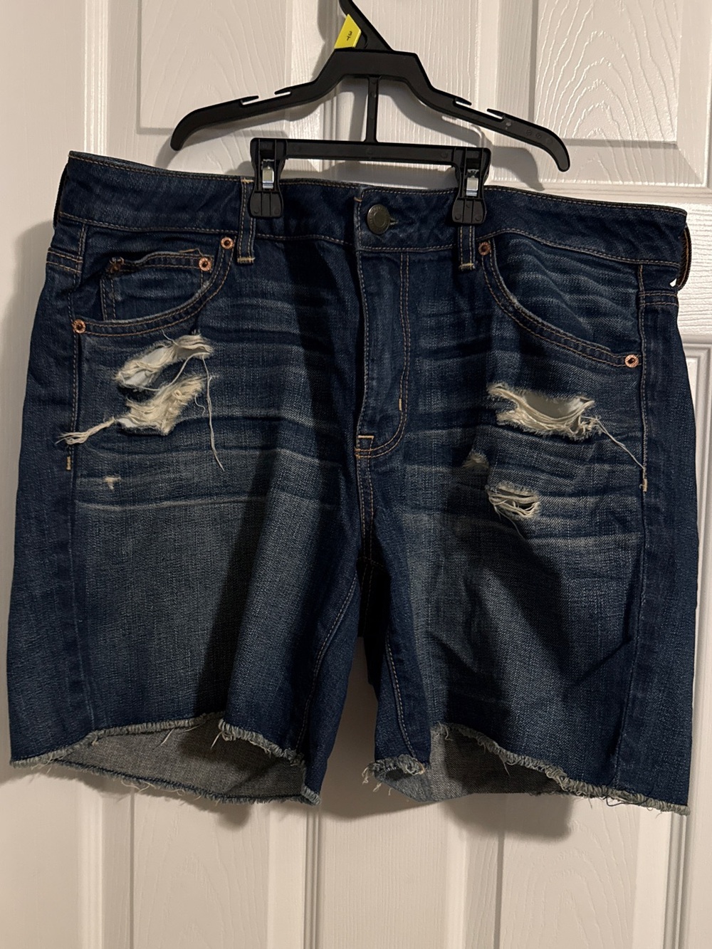 2014 American Eagle Outfitters Dark Indigo Distressed Jean Shorts